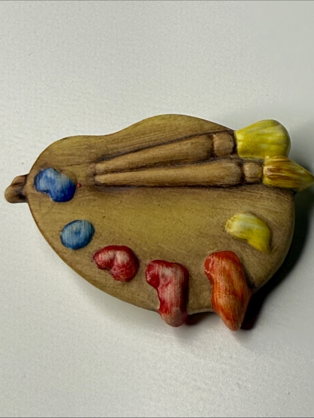 Vintage Germany Goebel artist  Palette Brooch Paintbrushes vivid ceramic pin